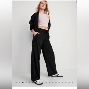 High-Waisted StretchTech Cargo Wide-Leg Pants for Women